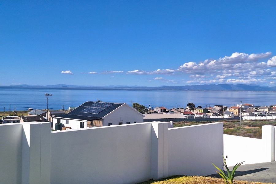 3 Bedroom Property for Sale in Steenbergs Cove Western Cape